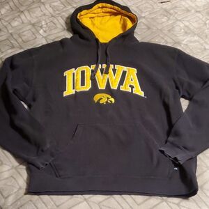 J. AmericaVintage Iowa Hawkeyes Spellout Hoodie Size: US XL / EU 56 / 4